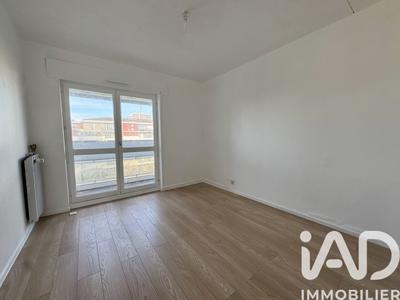 Appartement - 96 m² - 5 pièces
