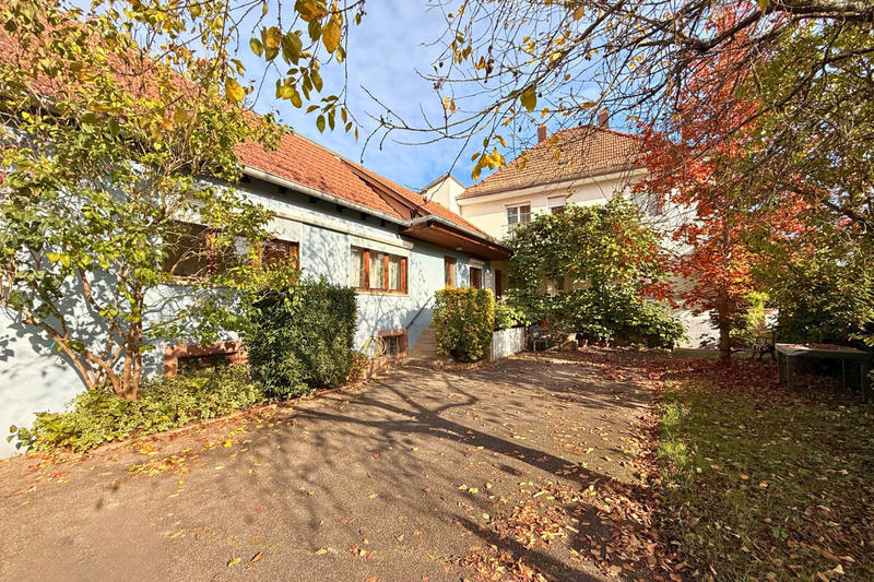 Maison de maîtres - 234 m² - 10 pièces