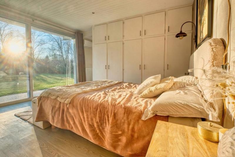 Pavillon - 135 m² - 6 pièces