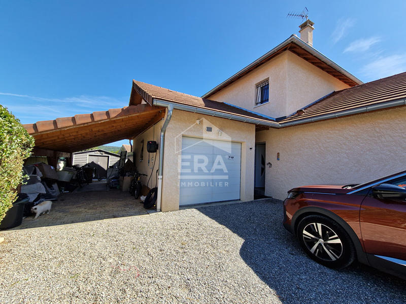 Maison - 115 m² - 6 pièces