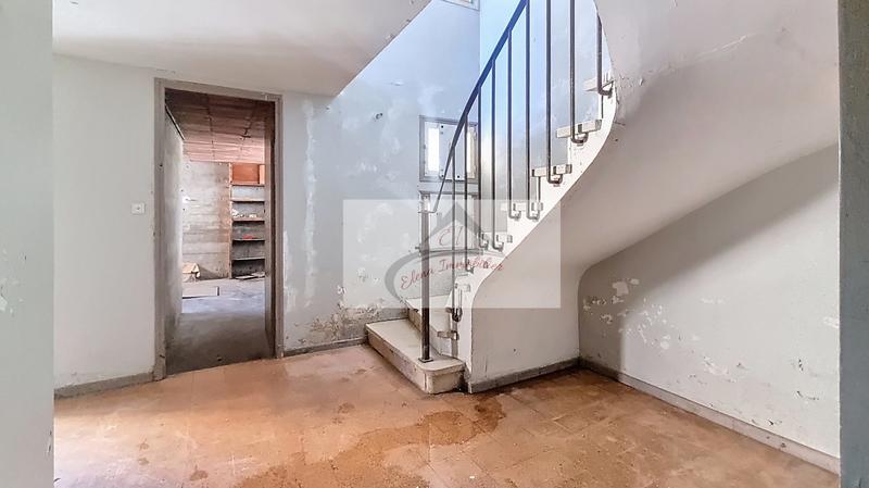 Maison - 195 m² - 10 pièces