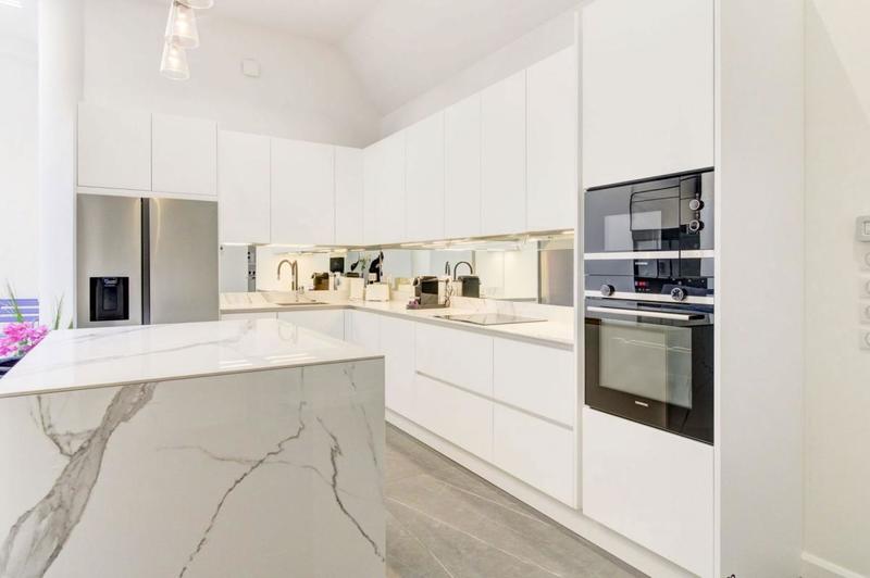 Loft - 123 m² - 3 pièces