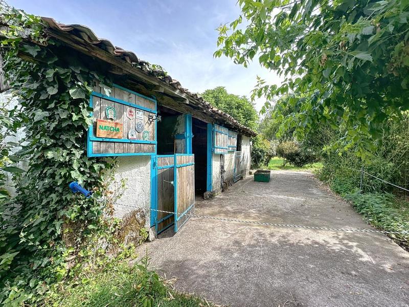 Propriété - 146 m² - 5 pièces