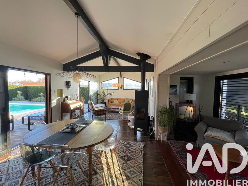 Maison - 168 m² - 6 pièces