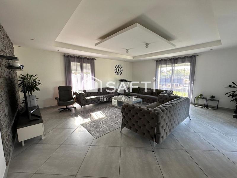 Maison - 130 m² - 5 pièces