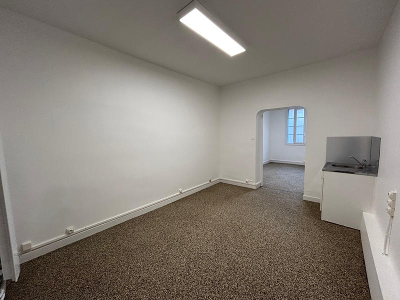 Local commercial - 32 m² - 2 pièces