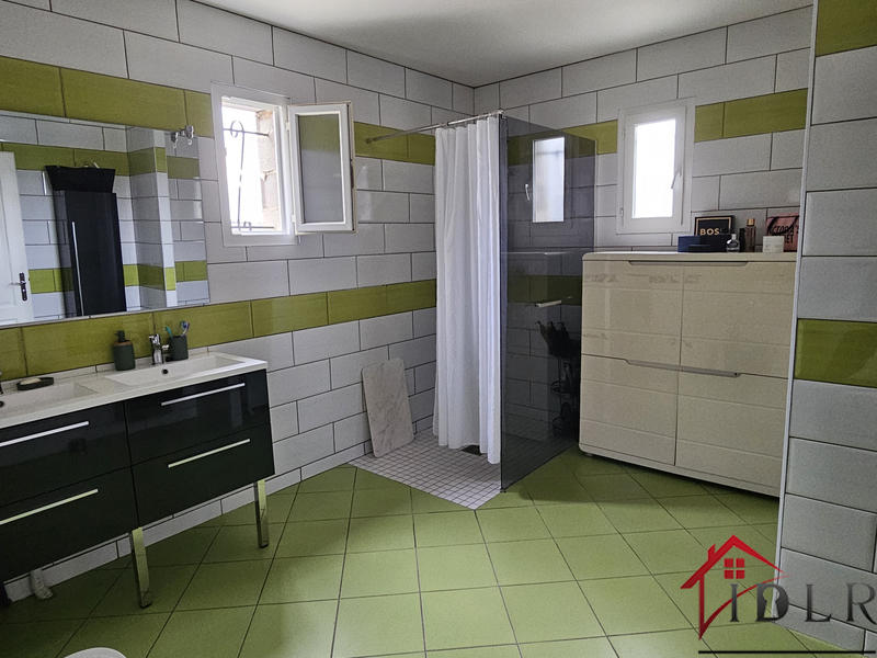 Maison - 97 m² - 4 pièces