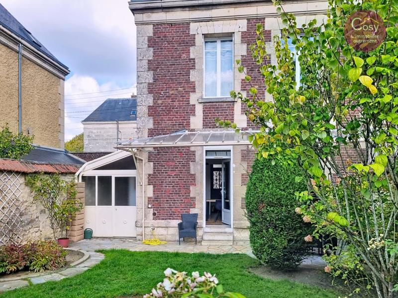 Maison bourgeoise - 131 m² - 6 pièces
