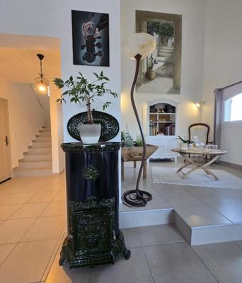 Villa - 215 m² - 12 pièces