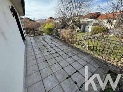 Maison - 268 m² - 9 pièces