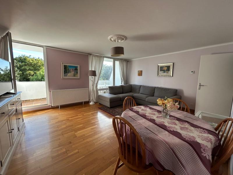 Appartement - 72 m² - 3 pièces