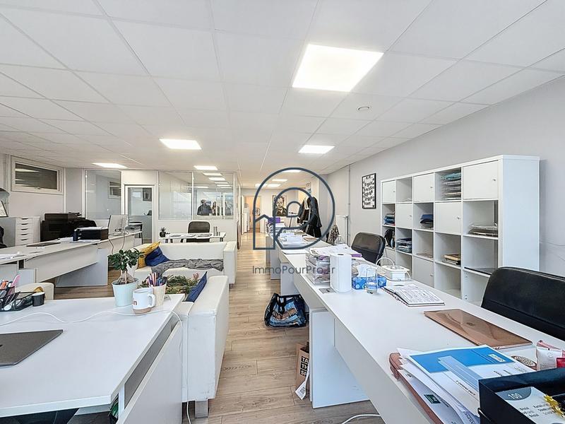 Bureau - 130 m²