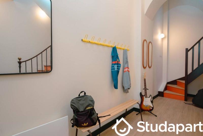 Chambre - 10 m² - 1 pièce