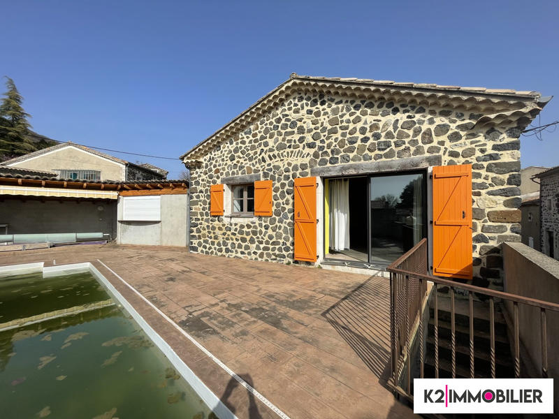 Maison - 160 m² - 5 pièces