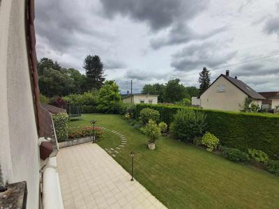 Villa - 247 m² - 10 pièces