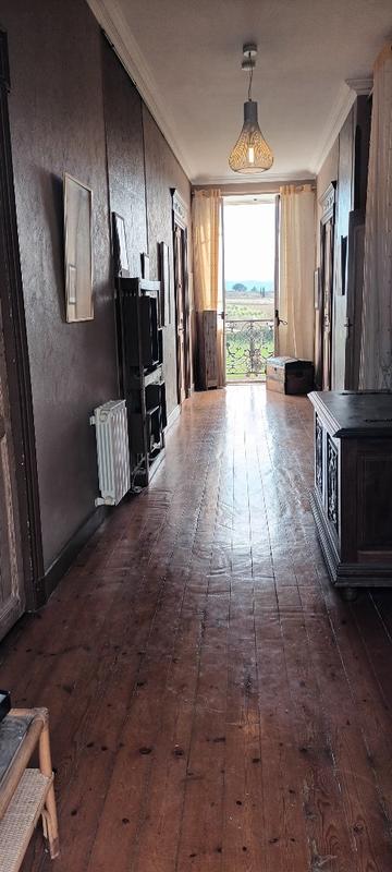 Maison - 315 m² - 12 pièces