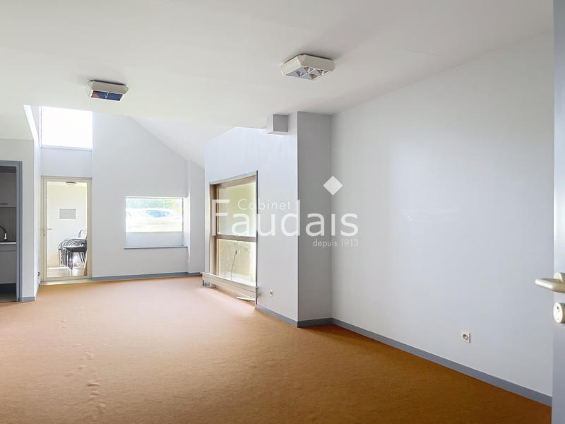 Immeuble - 1 100 m²