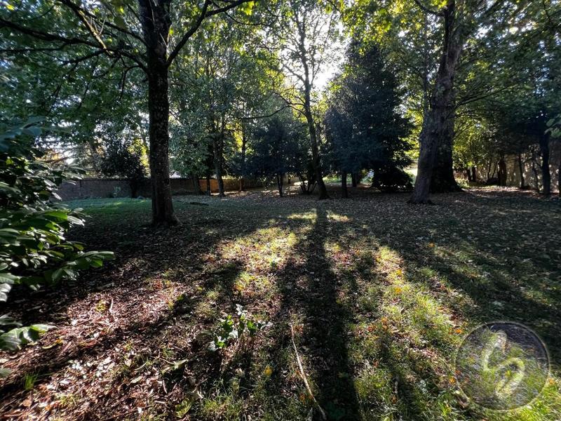 Maison - 177 m² - 8 pièces