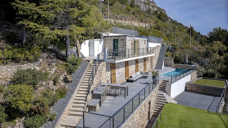 Villa - 144 m² - 5 pièces