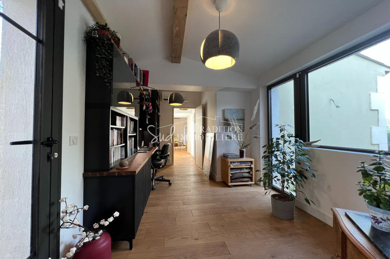 Maison - 210 m² - 8 pièces