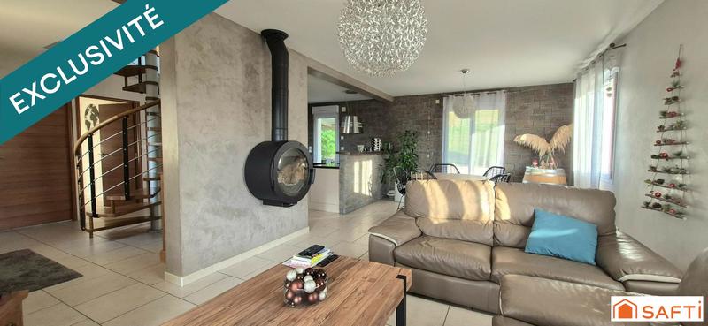 Maison - 168 m² - 8 pièces