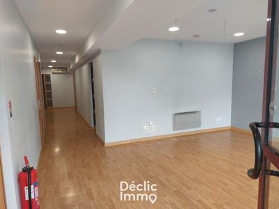 Local d'activités - 168 m² - 5 pièces