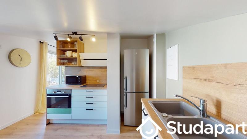 Chambre - 10 m² - 1 pièce