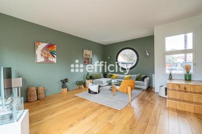 Maison - 175 m² - 7 pièces