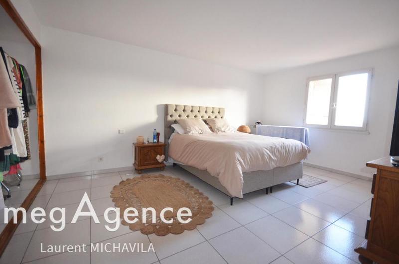 Maison - 189 m² - 8 pièces