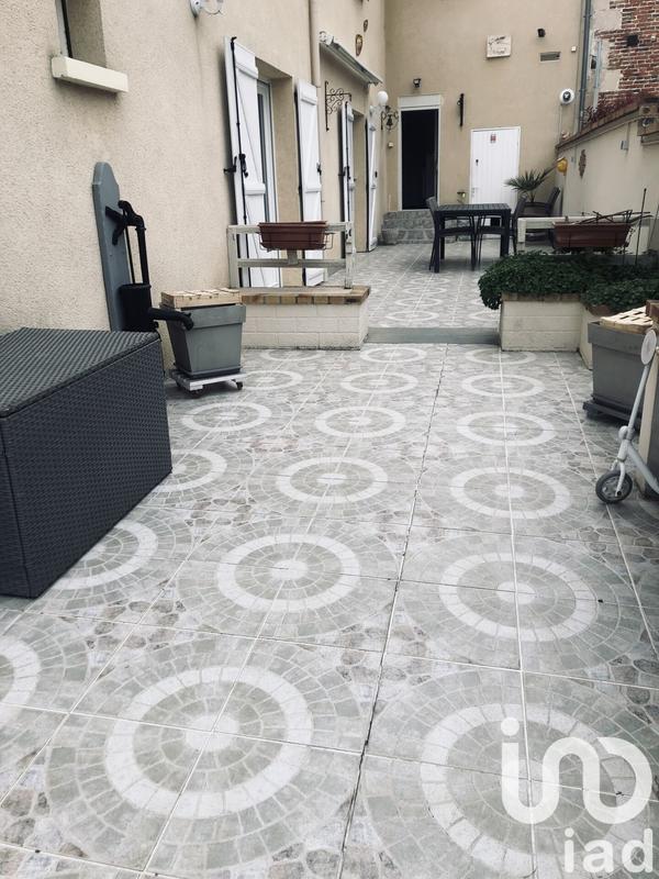 Maison - 177 m² - 7 pièces