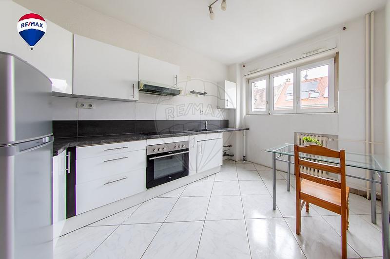 Appartement - 96 m² - 4 pièces