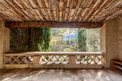 Maison - 400 m² - 10 pièces