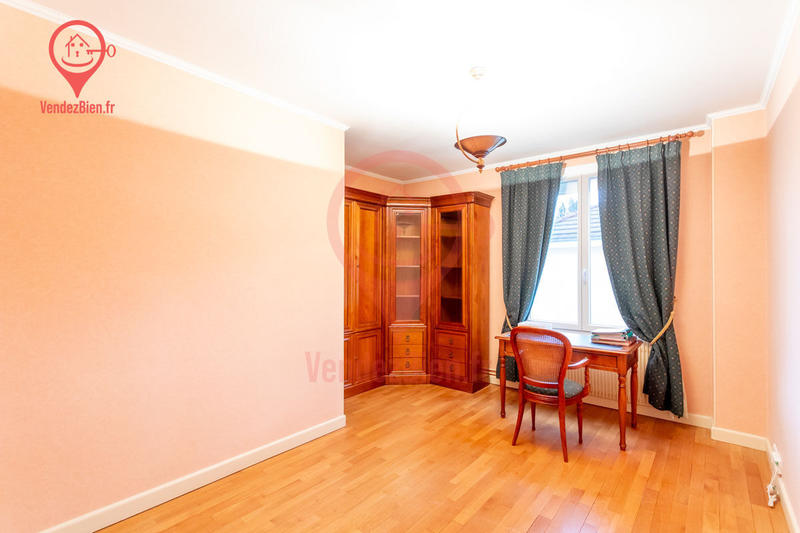 Maison - 108 m² - 6 pièces