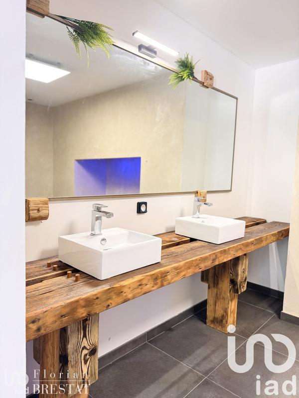 Maison - 192 m² - 6 pièces