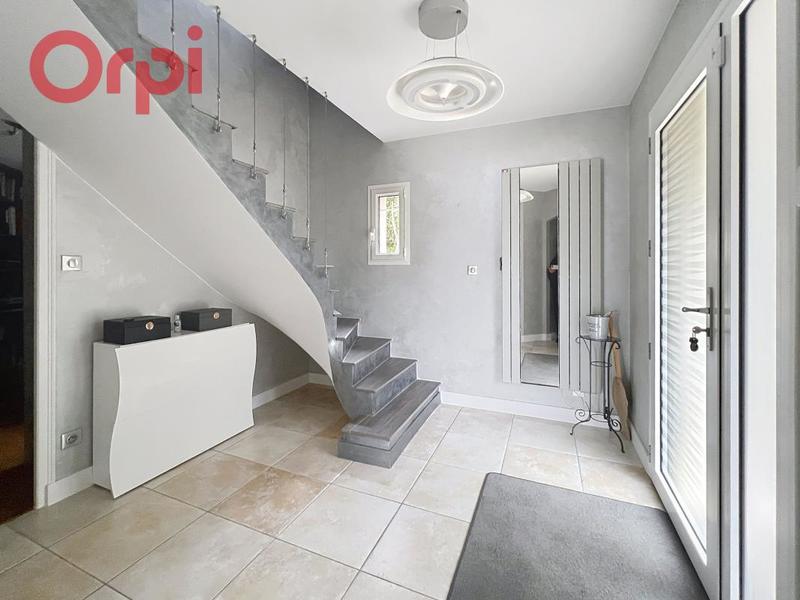 Villa - 225 m² - 5 pièces