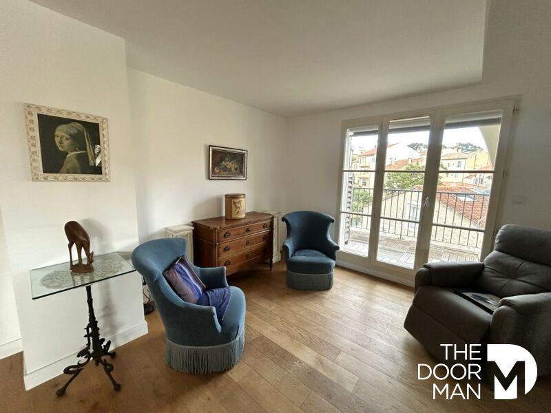 Appartement - 193 m² - 4 pièces