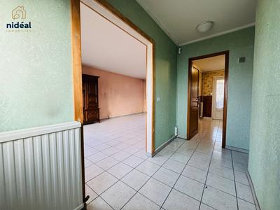 Maison traditionnelle - 90 m² - 4 pièces