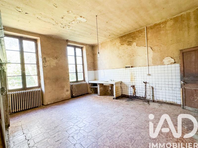 Maison - 355 m² - 10 pièces