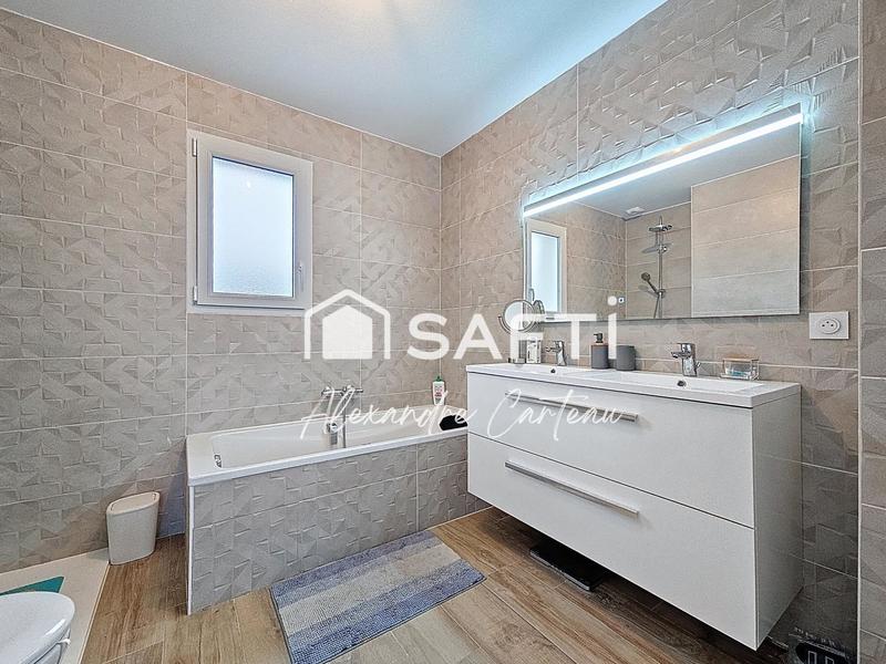 Maison - 100 m² - 5 pièces