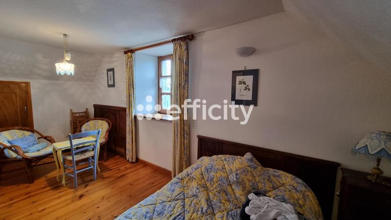 Maison - 96 m² - 6 pièces