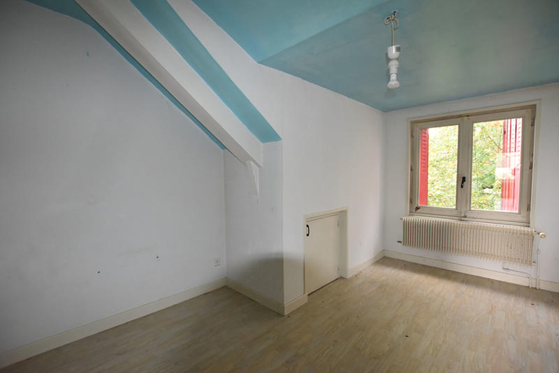 Maison - 179 m² - 10 pièces