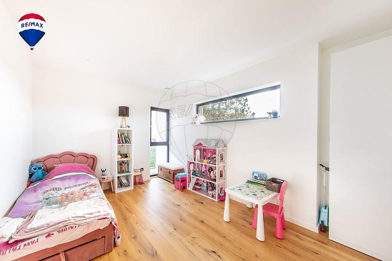 Villa - 185 m² - 6 pièces