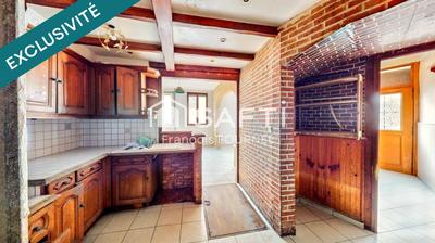 Maison - 90 m² - 6 pièces