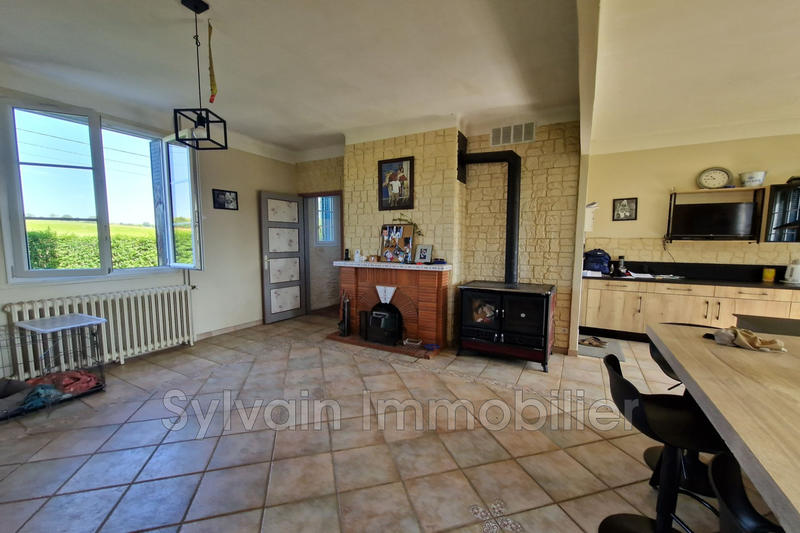 Maison - 216 m² - 6 pièces