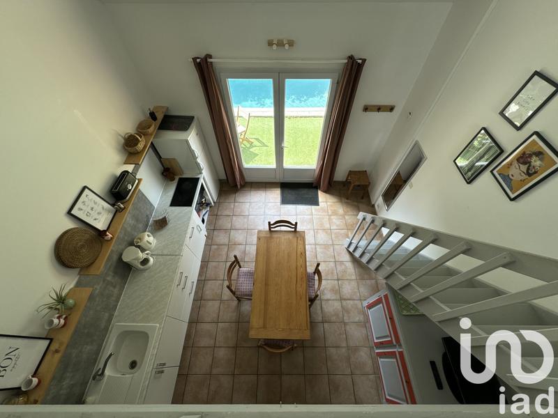 Maison - 425 m² - 16 pièces