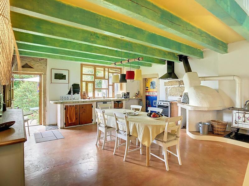 Maison - 264 m² - 7 pièces