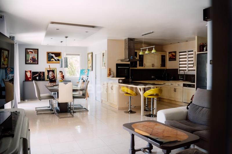 Maison - 113 m² - 4 pièces