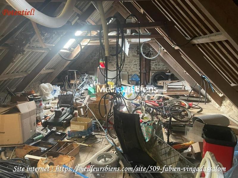 Propriété - 195 m² - 8 pièces