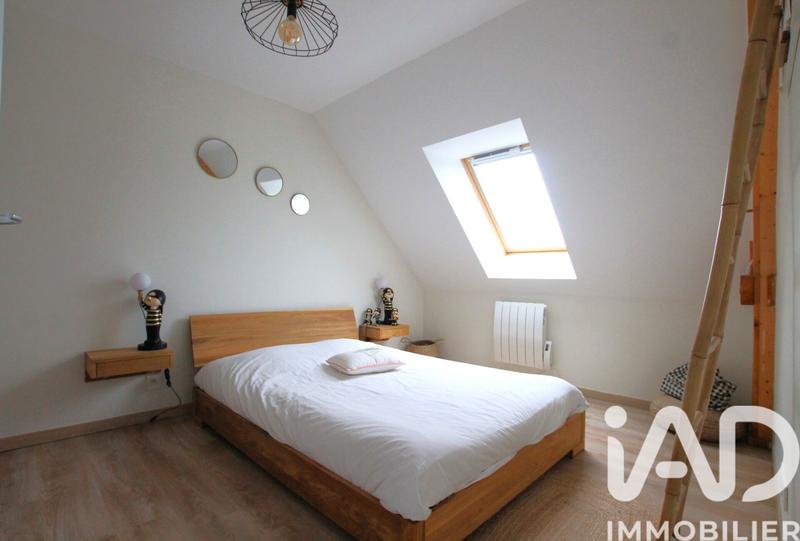 Maison - 99 m² - 5 pièces