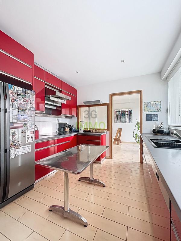 Maison - 145 m² - 17 pièces